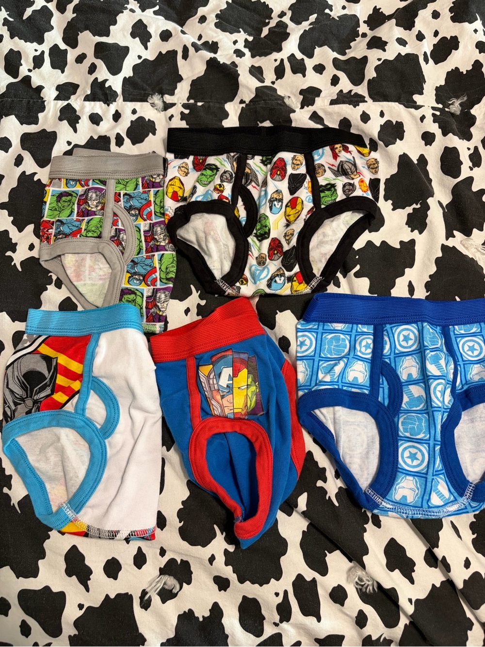Marvel Kids Briefs Pack - Blue, Red, Black, Gray, White